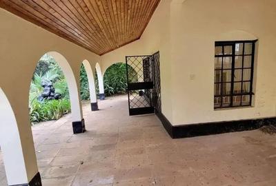 3 Bed Townhouse with En Suite at Loresho - 2