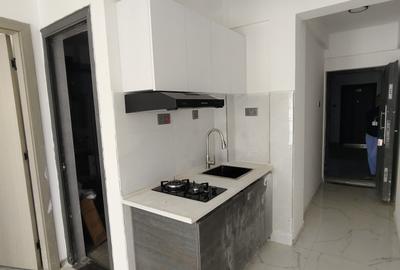 1 Bed Apartment with Gym in Kilimani