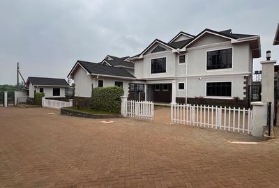 4 Bed Villa with En Suite at Runda Close