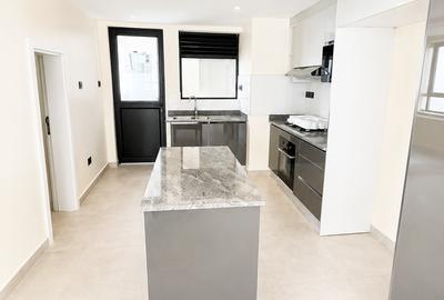 4 Bed Apartment with En Suite in Westlands Area - 4