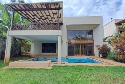 5 Bed Townhouse with En Suite at Lavington
