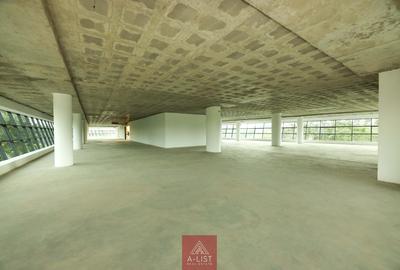10,000 ft² Office with Backup Generator at James Gichuru - 2