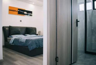 2 Bed Apartment with En Suite in Lavington - 4