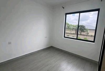 2 Bed Apartment with En Suite in Syokimau - 4