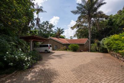 3 Bed House with Garden in Muthaiga - 4