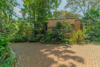 5 Bed House with En Suite in Kitisuru - 2