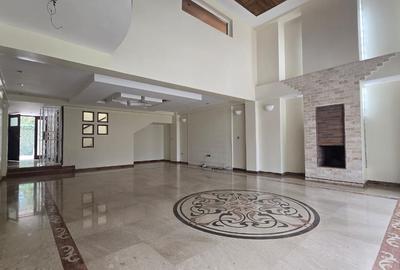5 Bed Townhouse with En Suite at Convent Dr - 3