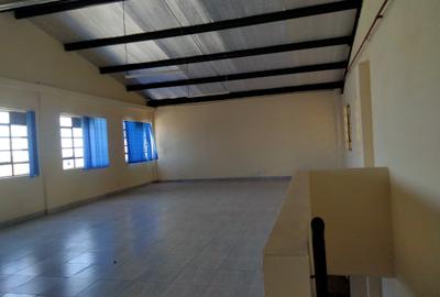 7,500 ft² Warehouse with Service Charge Included at Mlolongo - 2