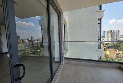 3 Bed Apartment with En Suite in Riverside - 2