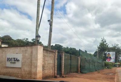 Commercial Land in Runda - 3