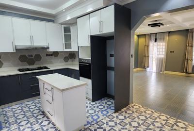 3 Bed House with En Suite at Rimpa - 2