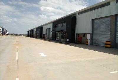 5,000 ft² Warehouse with Service Charge Included at Eastern Bypass Rd - 2
