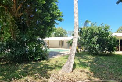 3 Bed Villa with En Suite at Aloo Drive - 3
