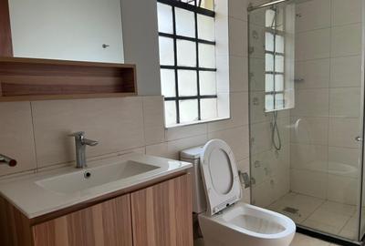 4 Bed Townhouse with En Suite in Kitisuru - 3