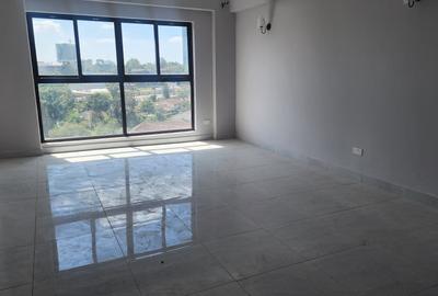Serviced 2 Bed Apartment with En Suite at Brookside Drive
