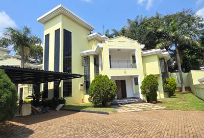 5 Bed Townhouse with En Suite at Mzima Springs