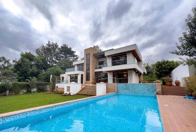 5 Bed Townhouse with En Suite in Karen
