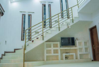 4 Bed Villa with En Suite in Malindi - 3