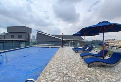 3 Bed Apartment with En Suite at Riverside Drive - 2