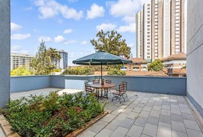 2 Bed Apartment with En Suite in Kilimani
