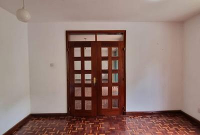 4 Bed Townhouse with En Suite at Kileleshwa - 4