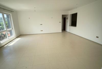3 Bed Apartment with En Suite in Westlands Area - 3