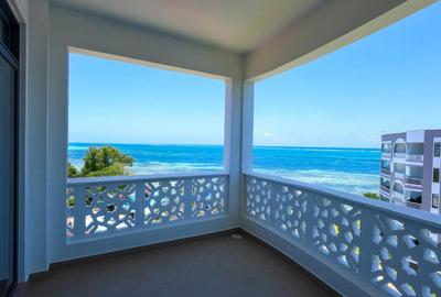 2 Bed Apartment with En Suite in Nyali Area - 4