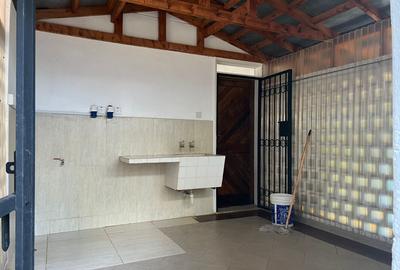 5 Bed House with En Suite in Gigiri - 3