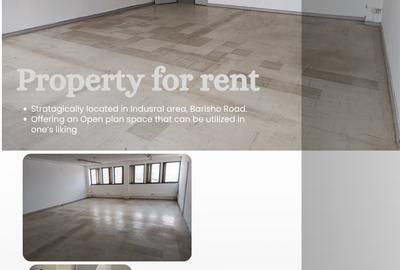 600 ft² Commercial Property with Service Charge Included at Baricho Road - 3