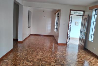 4 Bed Townhouse with En Suite in Kitisuru - 3