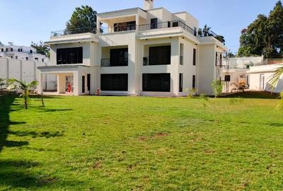 6 Bed Townhouse with En Suite in Loresho