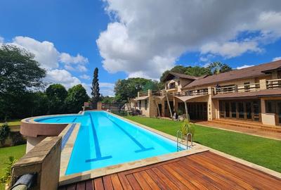 9 Bed Townhouse with En Suite in Lavington