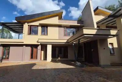 4 Bed Townhouse with En Suite in Runda