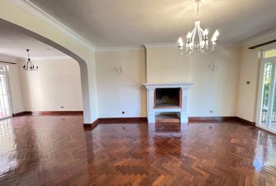4 Bed Townhouse with En Suite in Westlands Area - 4