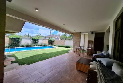 4 Bed Townhouse with En Suite in Lavington - 2
