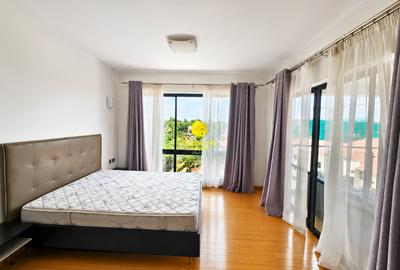 Furnished 2 Bed Apartment with En Suite in Spring Valley - 4