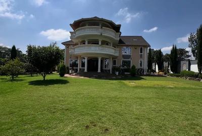 5 Bed House with En Suite at Runda - 2