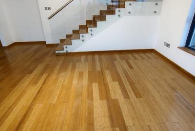 2 Bed Apartment with Swimming Pool in Garden Estate - 4