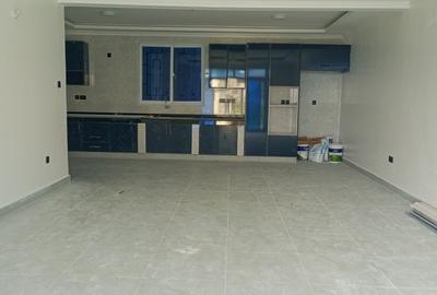 Serviced 2 Bed Apartment with En Suite in Nyali Area - 4
