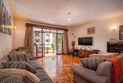4 Bed Apartment with En Suite at Brookside - 2
