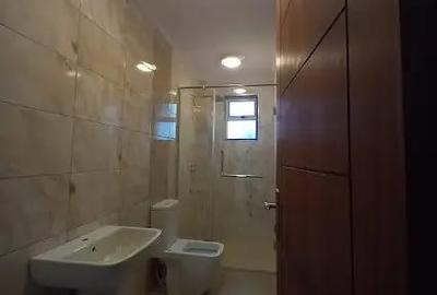 3 Bed Apartment with En Suite in Westlands Area - 3