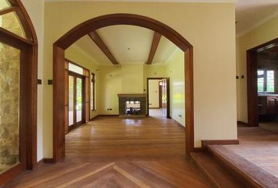 5 Bed Villa with En Suite at Windy Ridge - 4