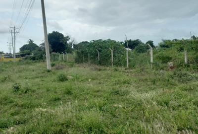 1 ac Commercial Land in Ukunda