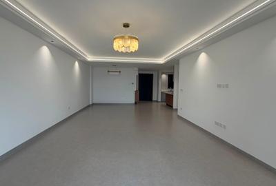 4 Bed Apartment with En Suite in Riverside - 3
