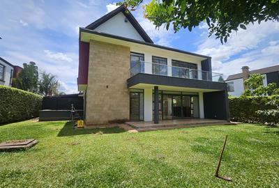 4 Bed Townhouse with En Suite in Ridgeways