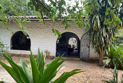 4 Bed House with En Suite at La-Marina Mtwapa - 2