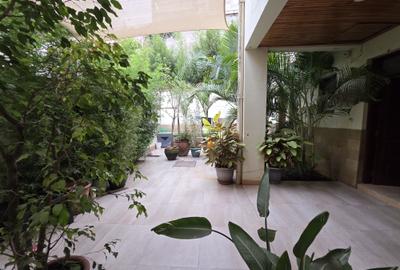 4 Bed Townhouse with En Suite in Spring Valley - 4