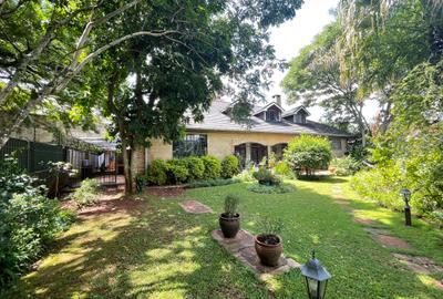 4 Bed House with En Suite in Loresho - 2