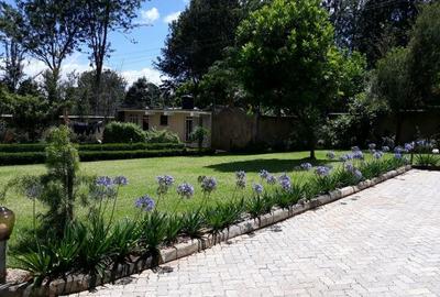 6 Bed House with En Suite at Panafric Lane - 3