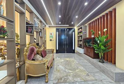 6 Bed Villa with En Suite at Lavington - 4